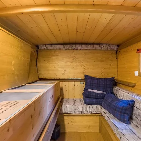 Bienenwagen Der Naturheilpraxis Melchger * Wildberg (Baden-Wurttemberg)